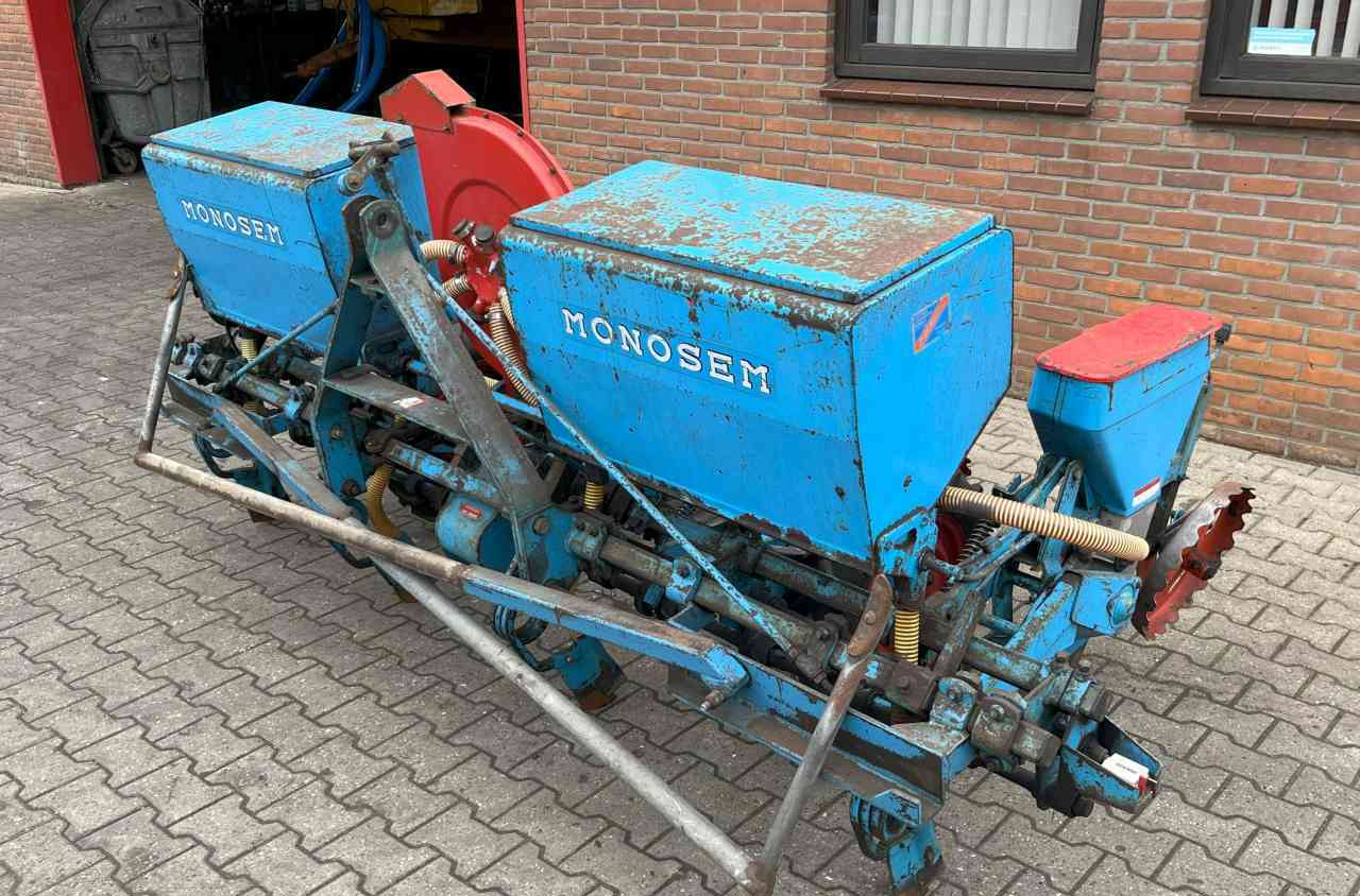 Monosem Maiszaaimachine, zaaimachines - Сеялка точного высева: фото 2 Monosem Maiszaaimachine, zaaimachines - Сеялка точного высева: фото 2