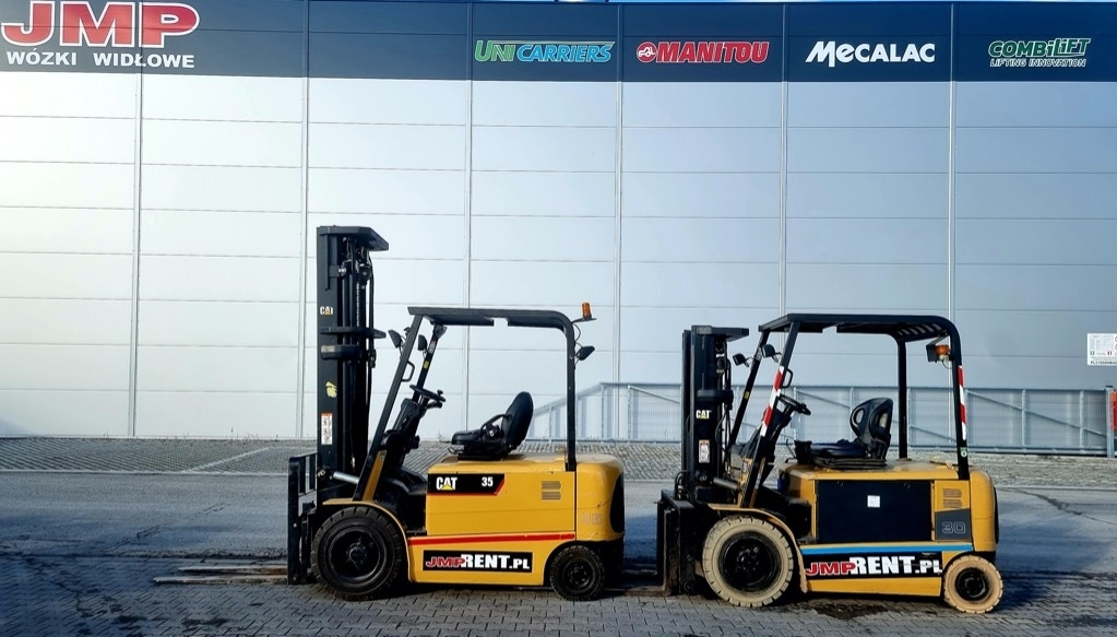 CAT EP 30 K PAC - Электропогрузчик: фото 5 CAT EP 30 K PAC - Электропогрузчик: фото 5