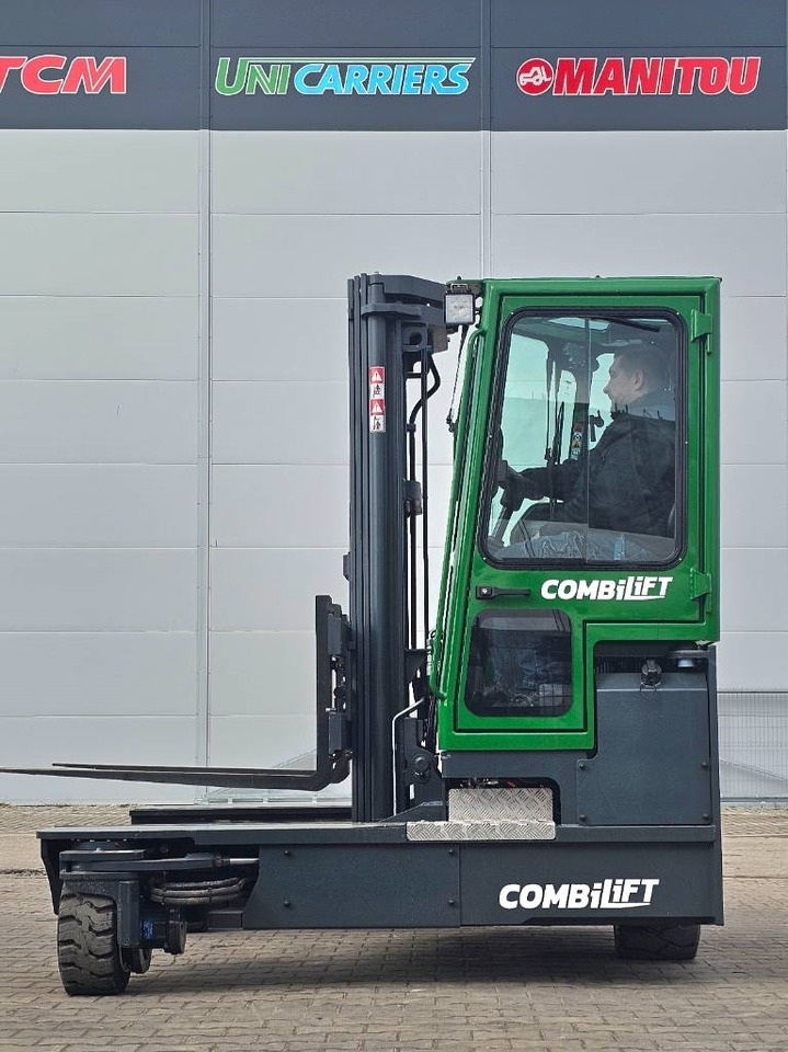 Combilift C 4000 D MK4 150 hrs RENTED - Четырехсторонний погрузчик: фото 5 Combilift C 4000 D MK4 150 hrs RENTED - Четырехсторонний погрузчик: фото 5