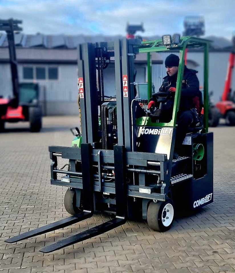 Combilift CB 2500 LPG NEW 2023 - SALE ! - Четырехсторонний погрузчик: фото 2 Combilift CB 2500 LPG NEW 2023 - SALE ! - Четырехсторонний погрузчик: фото 2