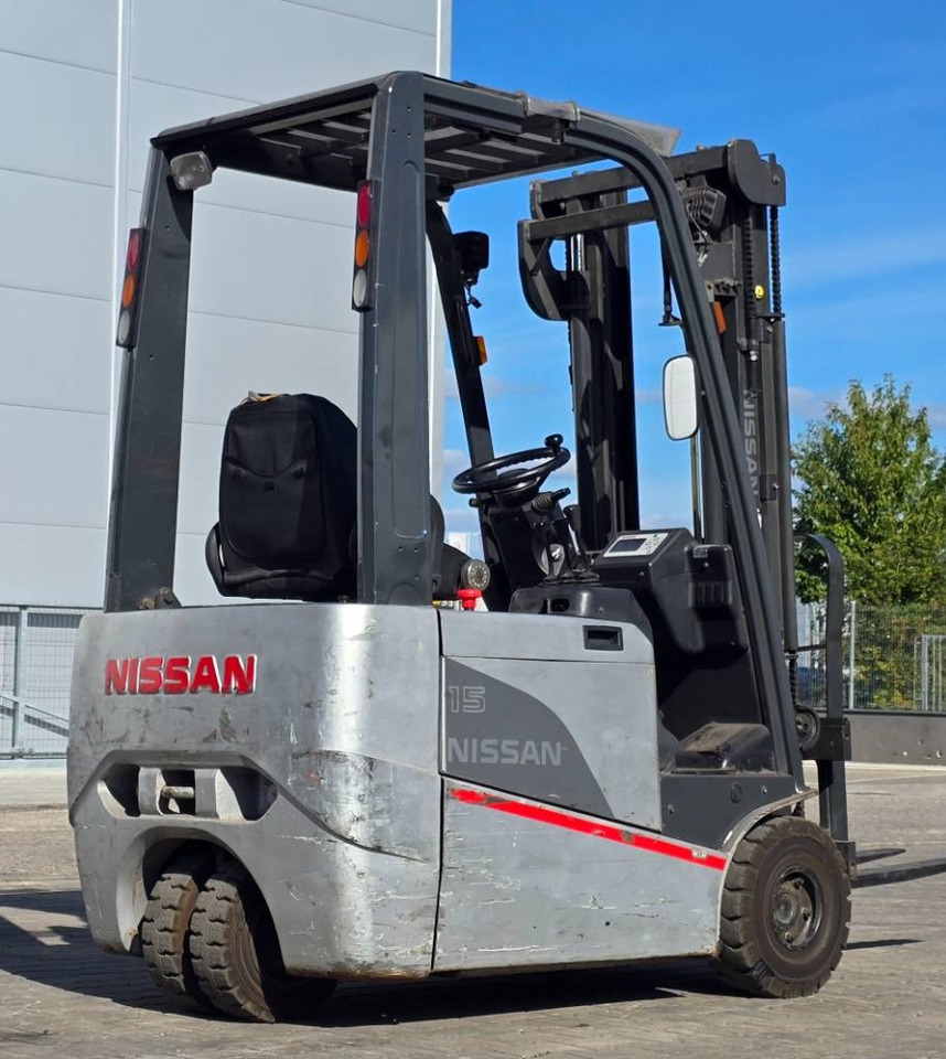 Nissan 1N1L 15Q - Электропогрузчик: фото 5 Nissan 1N1L 15Q - Электропогрузчик: фото 5