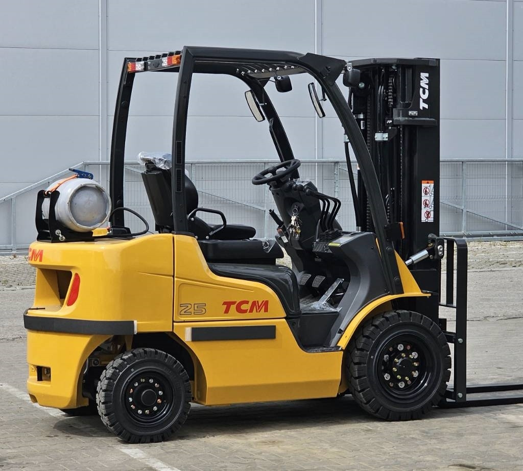 Новый Газовый погрузчик TCM FGE25-E2 UNUSED TRIPLEX 4700mm: фото 13 Новый Газовый погрузчик TCM FGE25-E2 UNUSED TRIPLEX 4700mm: фото 13
