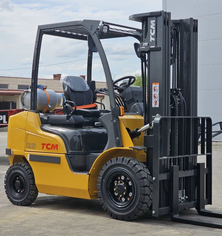 Новый Газовый погрузчик TCM FGE25-E2 UNUSED TRIPLEX 4700mm: фото 14 Новый Газовый погрузчик TCM FGE25-E2 UNUSED TRIPLEX 4700mm: фото 14