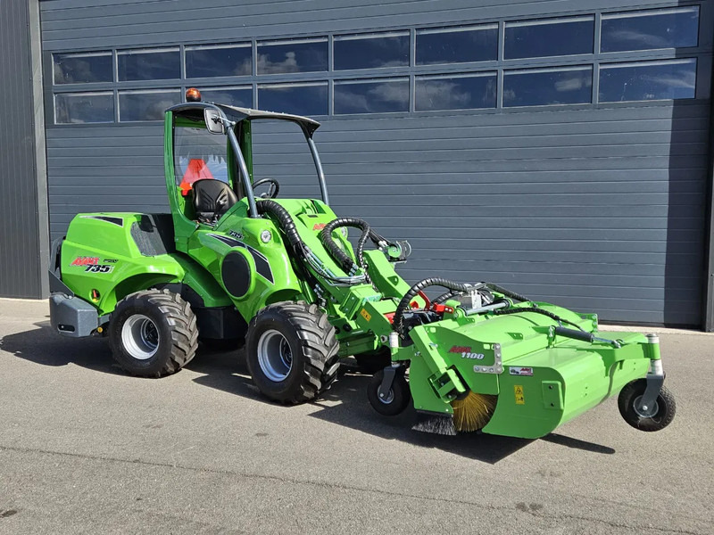 Avant 735i Rental mini-shovel - Гусеничный мини-погрузчик: фото 1 Avant 735i Rental mini-shovel - Гусеничный мини-погрузчик: фото 1