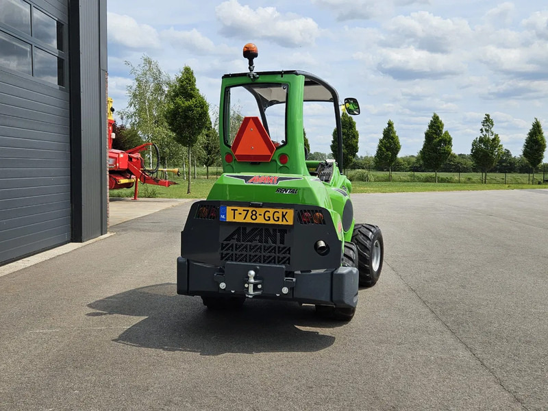 Avant 755i Rental mini-shovel - Гусеничный мини-погрузчик: фото 5 Avant 755i Rental mini-shovel - Гусеничный мини-погрузчик: фото 5