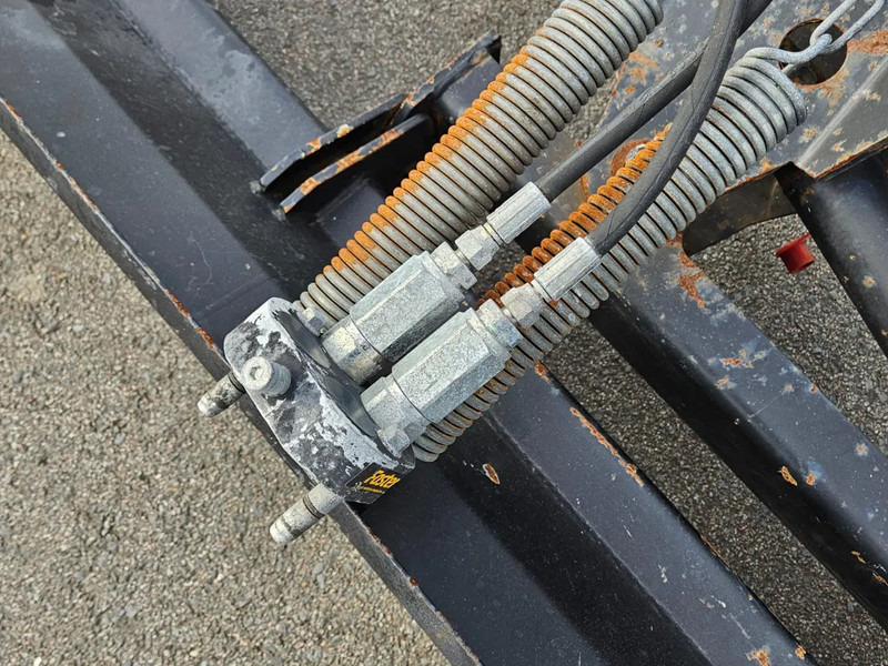 Навесное оборудование для Сельскохозяйственной техники Avant Dozerblad / Sneeuwschuif: фото 13 Навесное оборудование для Сельскохозяйственной техники Avant Dozerblad / Sneeuwschuif: фото 13