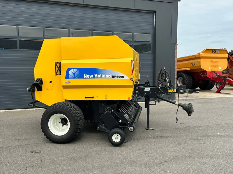 New Holland BR6090 balenpers - Сельскохозяйственная техника: фото 2 New Holland BR6090 balenpers - Сельскохозяйственная техника: фото 2