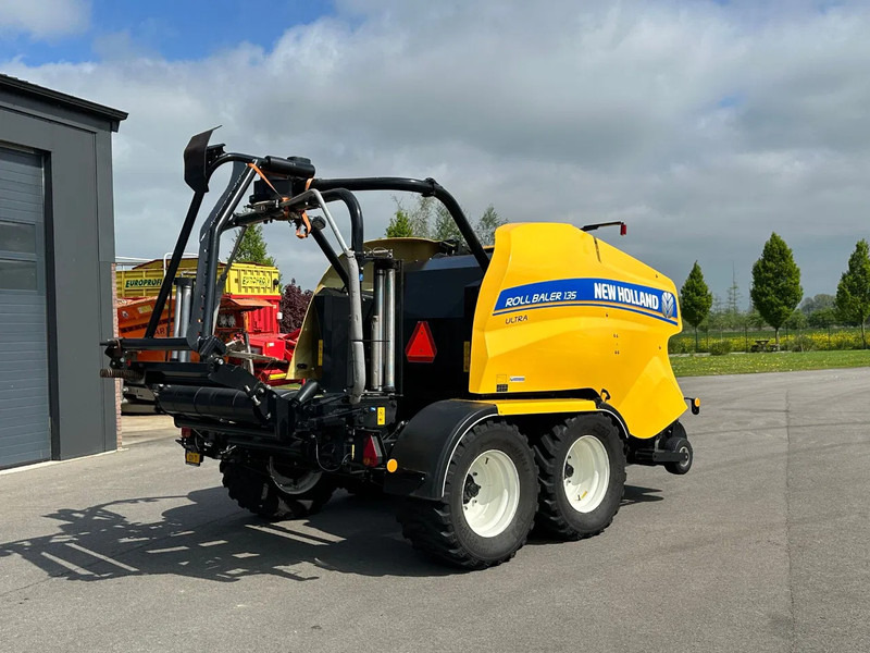 New Holland Rollbaler 135 Ultra - Сельскохозяйственная техника: фото 3 New Holland Rollbaler 135 Ultra - Сельскохозяйственная техника: фото 3