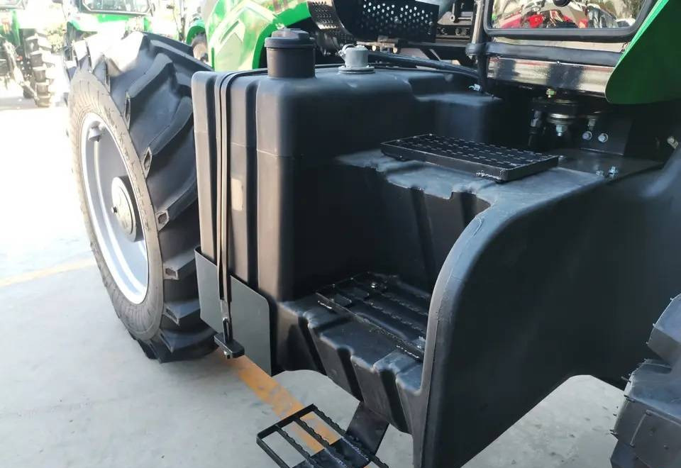 Новый Трактор NEW MAXUS 200 HP 4x4 Tractor Warranty up to 10 YEARS НОВИЙ MAXUS 200 К.с. Трактор 4x4 Гарантія до 10 РОКІВ NOWY MAXUS 200 KM Ciągnik 4x4 Gwarancja do 10 LAT: фото 6