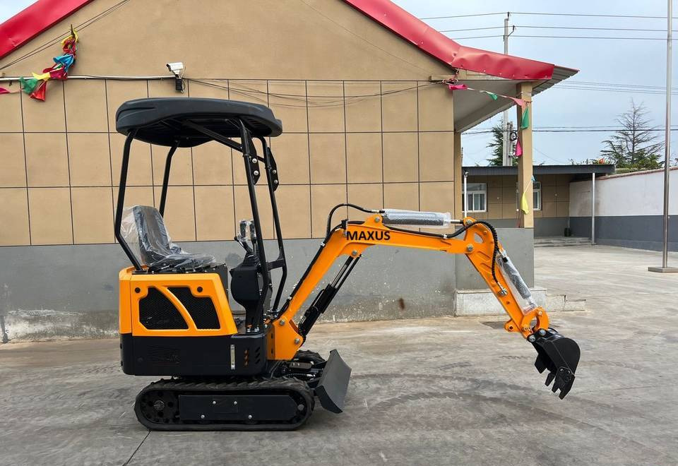 NEW MAXUS Kubota Excavator Euro 5 Warranty up to 10 YEARS НОВА копарка MAXUS Kubota Euro 5 Гарантія до 10 РОКІВ NOWA koparka MAXUS Kubota Euro 5 Gwarancja do 10 LAT - Мини-экскаватор: фото 2 NEW MAXUS Kubota Excavator Euro 5 Warranty up to 10 YEARS НОВА копарка MAXUS Kubota Euro 5 Гарантія до 10 РОКІВ NOWA koparka MAXUS Kubota Euro 5 Gwarancja do 10 LAT - Мини-экскаватор: фото 2