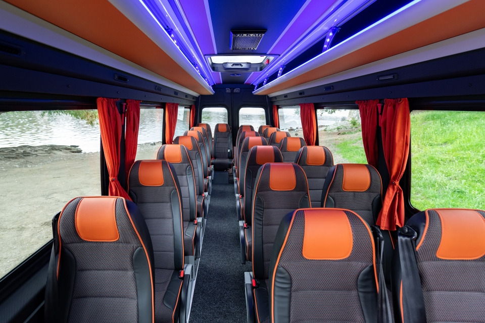 Mercedes-Benz Sprinter Comfort - Микроавтобус, Пассажирский фургон: фото 4 Mercedes-Benz Sprinter Comfort - Микроавтобус, Пассажирский фургон: фото 4
