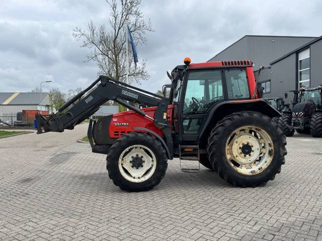 Valtra Valmet 6650 Hitech, voorlader, vloeistofkoppeling - Трактор: фото 3 Valtra Valmet 6650 Hitech, voorlader, vloeistofkoppeling - Трактор: фото 3