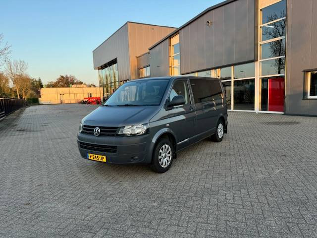 Volkswagen Transporter 140Pk Dubbele cabine - Цельнометаллический фургон: фото 2 Volkswagen Transporter 140Pk Dubbele cabine - Цельнометаллический фургон: фото 2