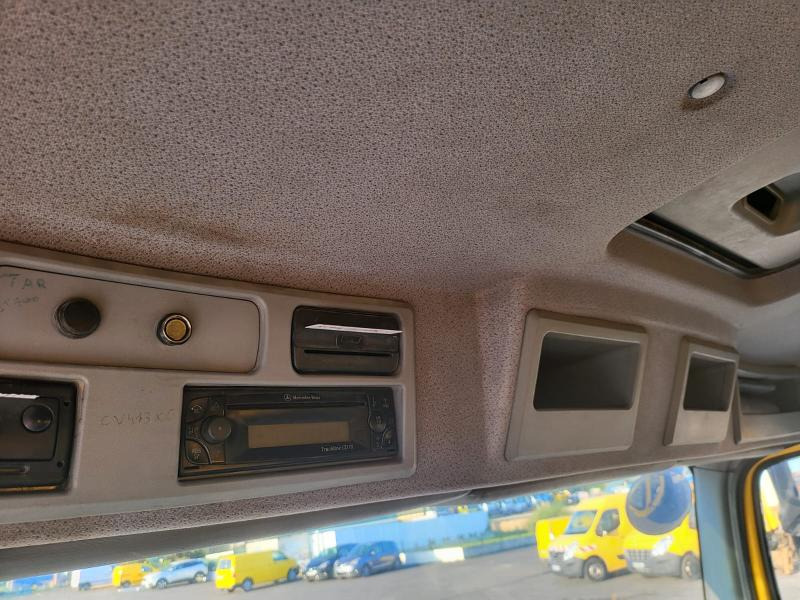 Фото интерьера 1: Mercedes Atego 1622 в лизинг Mercedes Atego 1622