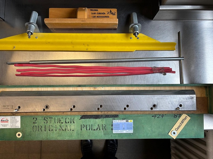 POLAR 66 - Бумагорезательная машина: фото 5 POLAR 66 - Бумагорезательная машина: фото 5