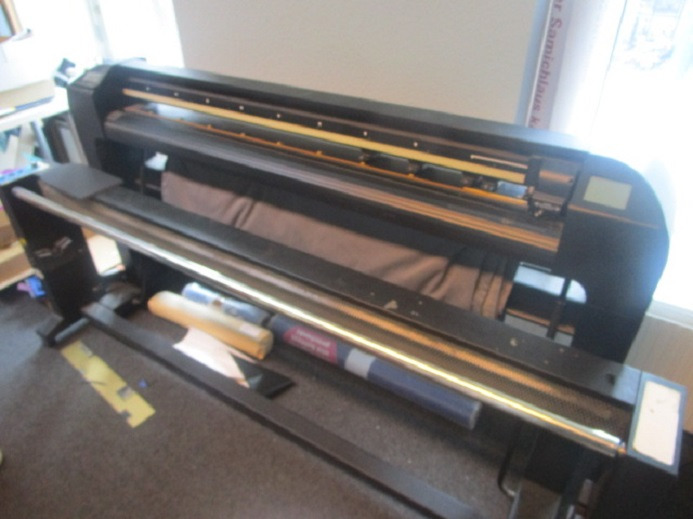 SCHNEIDEPLOTTER SUMMA S140 MIT UV-TROCKNER FCD-01 - Бумагорезательная машина: фото 1 SCHNEIDEPLOTTER SUMMA S140 MIT UV-TROCKNER FCD-01 - Бумагорезательная машина: фото 1