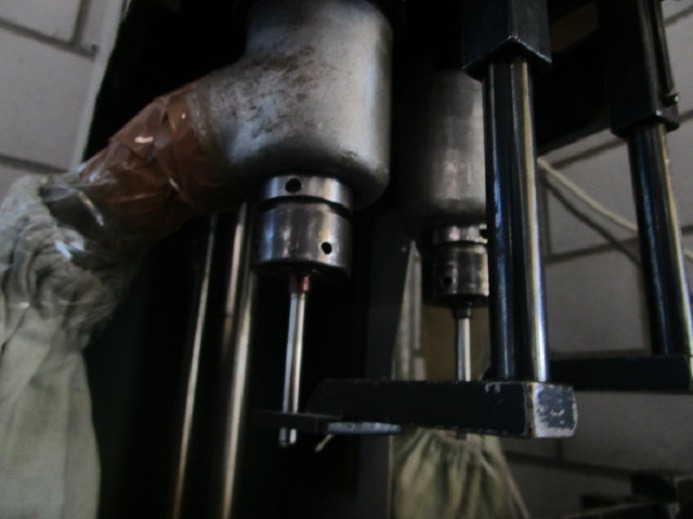 ZWEISPINDELBOHRMASCHINE STAGO ASS 2015 - Печатное оборудование: фото 3 ZWEISPINDELBOHRMASCHINE STAGO ASS 2015 - Печатное оборудование: фото 3