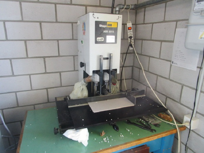 ZWEISPINDELBOHRMASCHINE STAGO ASS 2015 - Печатное оборудование: фото 1 ZWEISPINDELBOHRMASCHINE STAGO ASS 2015 - Печатное оборудование: фото 1