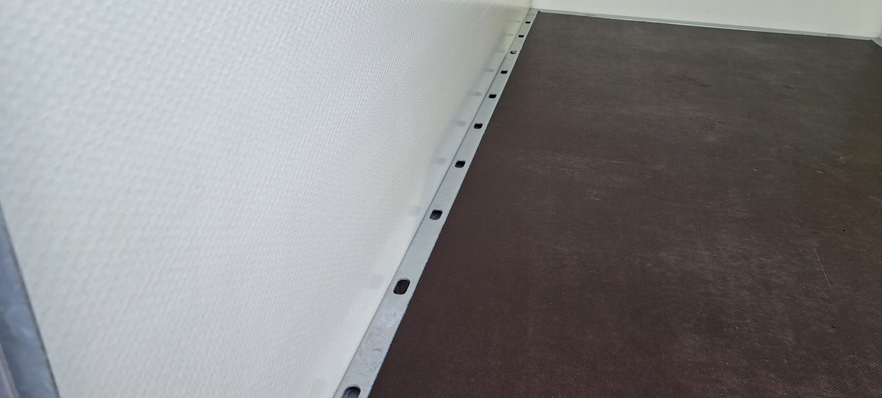 PRZYCZEPA KONTENER CARGO 4 BOX 3x1,5 DMC 2700 / CARGO CONTAINER TRAILER 4 BOX 3x1.5 DMC 2700 - Прицеп-фургон: фото 4 PRZYCZEPA KONTENER CARGO 4 BOX 3x1,5 DMC 2700 / CARGO CONTAINER TRAILER 4 BOX 3x1.5 DMC 2700 - Прицеп-фургон: фото 4