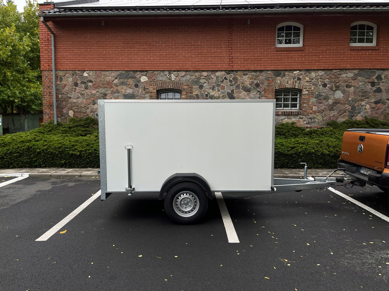 PRZYCZEPA KONTENER CARGO BOX 2,6 x 1,5 ZABUDOWANA / CARGO CONTAINER TRAILER BOX 2.6 x 1.5 ENCLOSED - Прицеп-фургон: фото 3 PRZYCZEPA KONTENER CARGO BOX 2,6 x 1,5 ZABUDOWANA / CARGO CONTAINER TRAILER BOX 2.6 x 1.5 ENCLOSED - Прицеп-фургон: фото 3
