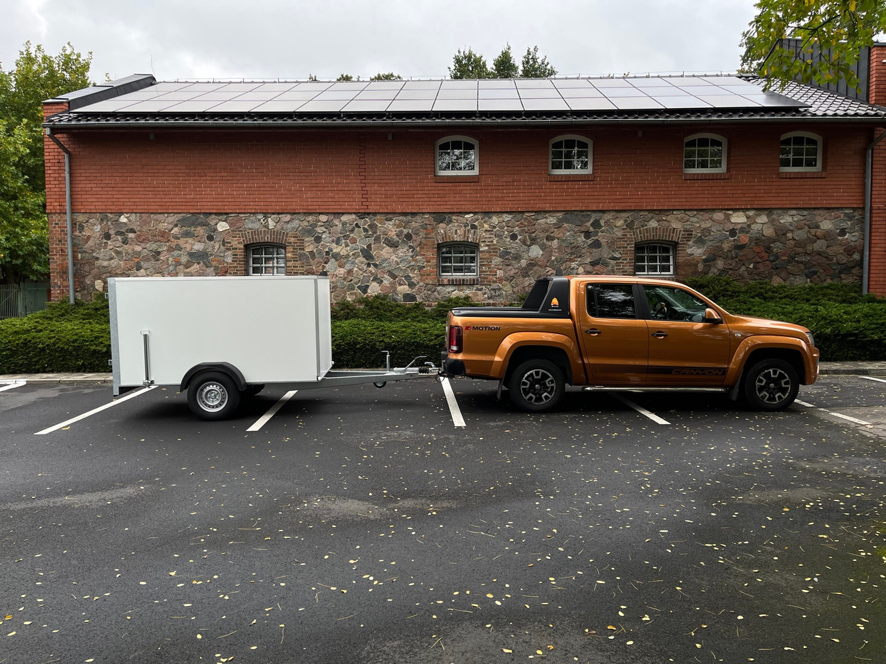 PRZYCZEPA KONTENER CARGO BOX 2,6 x 1,5 ZABUDOWANA / CARGO CONTAINER TRAILER BOX 2.6 x 1.5 ENCLOSED - Прицеп-фургон: фото 2 PRZYCZEPA KONTENER CARGO BOX 2,6 x 1,5 ZABUDOWANA / CARGO CONTAINER TRAILER BOX 2.6 x 1.5 ENCLOSED - Прицеп-фургон: фото 2