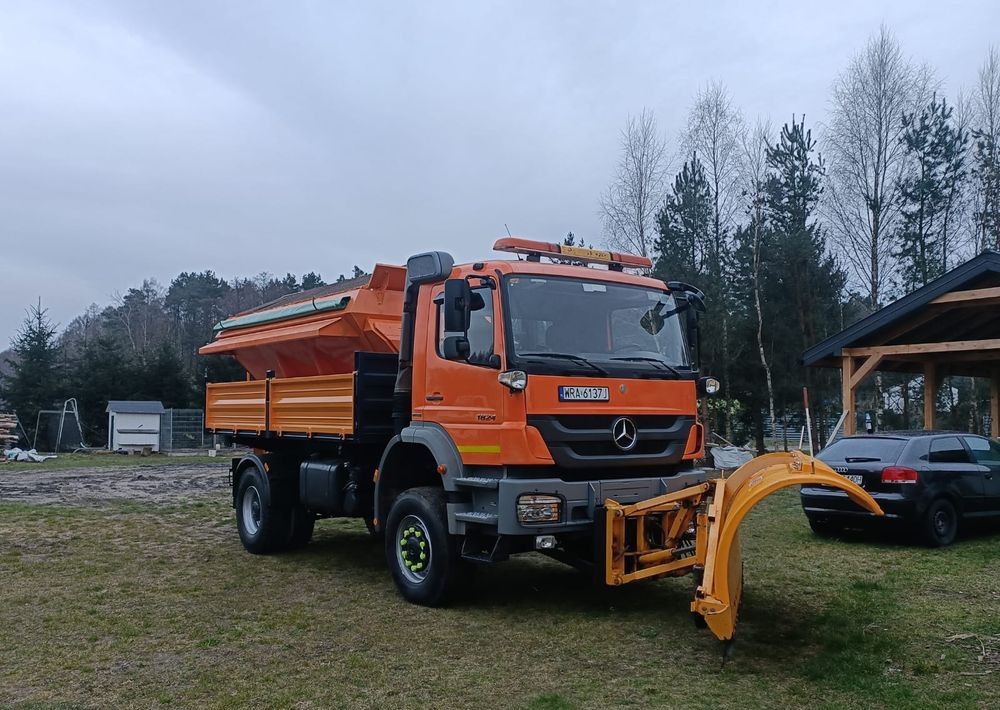 Mercedes-Benz Axor 1824 - Снегоуборочная машина: фото 4 Mercedes-Benz Axor 1824 - Снегоуборочная машина: фото 4