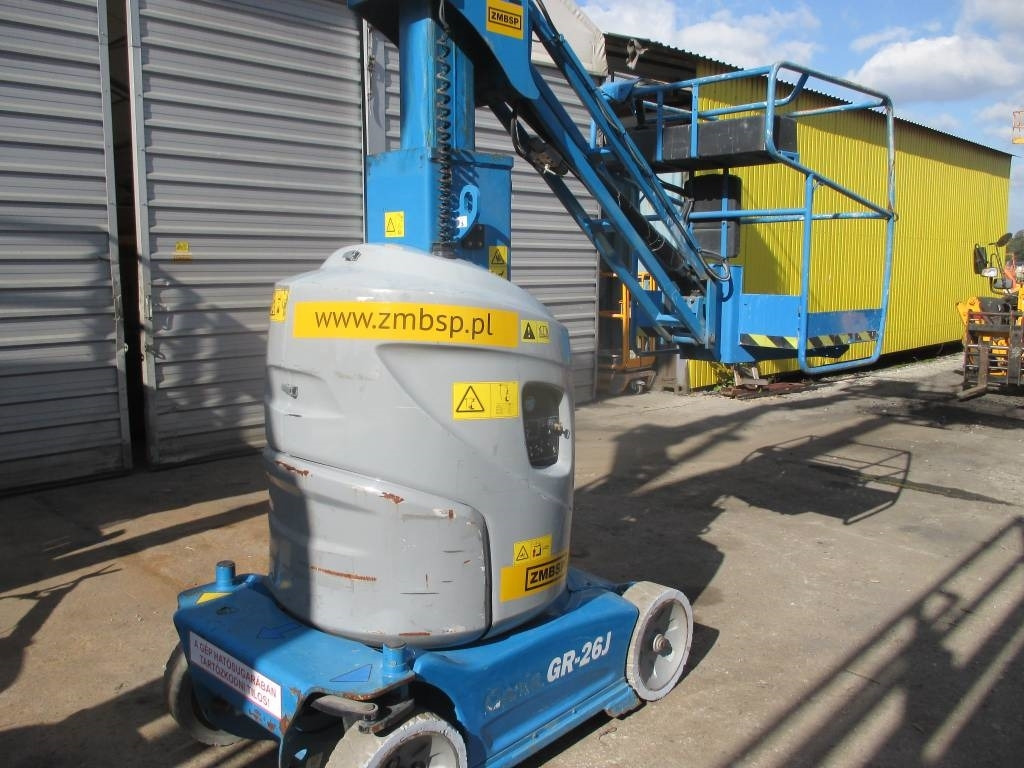 Genie GR 26 J - Вертикальный мачтовый подъемник: фото 2 Genie GR 26 J - Вертикальный мачтовый подъемник: фото 2