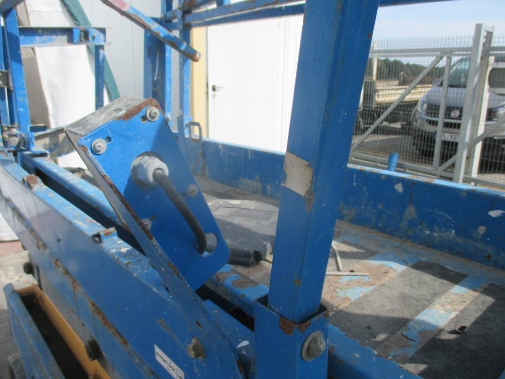 Ножничный подъемник Genie GS 1932: фото 14