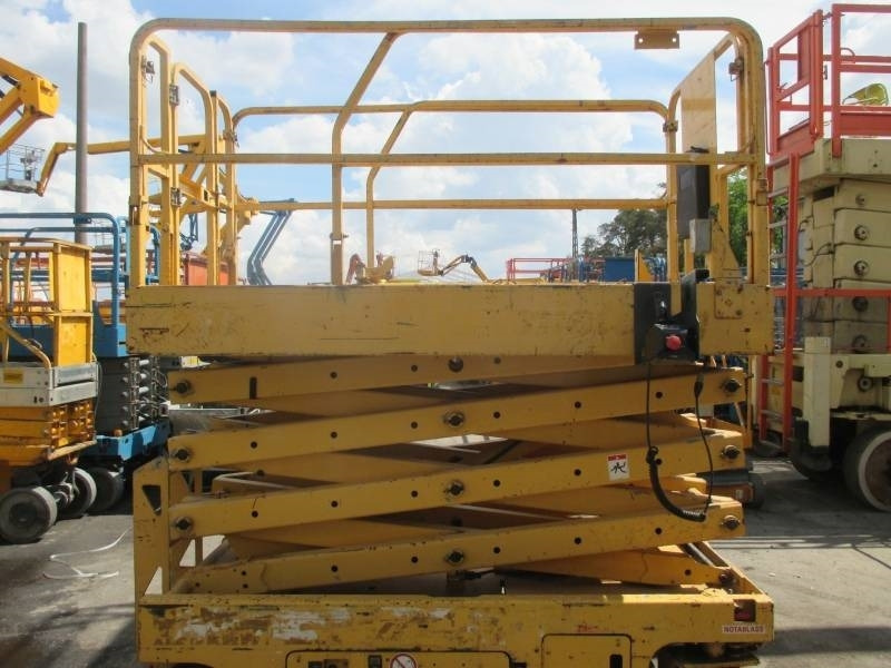 Genie GS 2646 - Ножничный подъемник: фото 5 Genie GS 2646 - Ножничный подъемник: фото 5