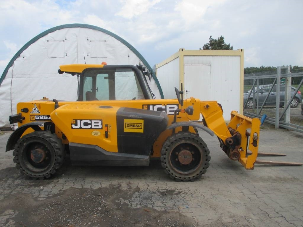JCB 525-60 - Телескопический погрузчик: фото 2 JCB 525-60 - Телескопический погрузчик: фото 2