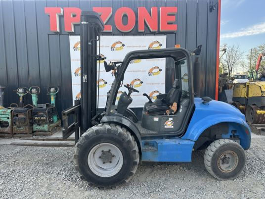 Ausa Ausa C250H 5m40 Triplex à 18500 € HT - Внедорожный погрузчик: фото 2 Ausa Ausa C250H 5m40 Triplex à 18500 € HT - Внедорожный погрузчик: фото 2