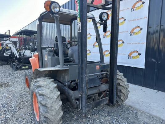 Ausa C200HX4 4X4 à 17900 € HT - Внедорожный погрузчик: фото 5 Ausa C200HX4 4X4 à 17900 € HT - Внедорожный погрузчик: фото 5