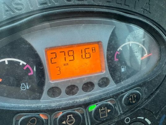 Bobcat E35 à 23 500 € HT - Мини-экскаватор: фото 3 Bobcat E35 à 23 500 € HT - Мини-экскаватор: фото 3