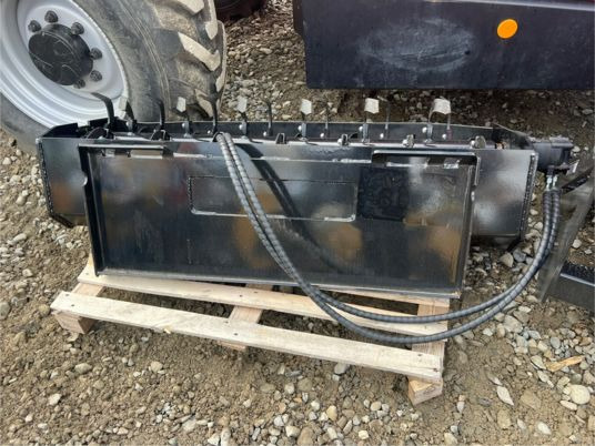 Rotavator / herse rotative pour chargeur - Другая техника: фото 3 Rotavator / herse rotative pour chargeur - Другая техника: фото 3