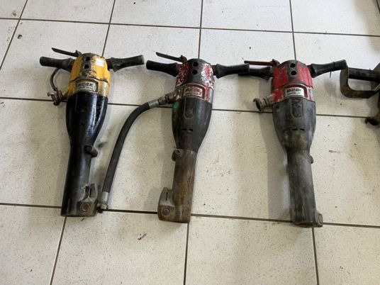 Marteau piqueur pneumatique air kaeser B22E - Строительное оборудование: фото 1 Marteau piqueur pneumatique air kaeser B22E - Строительное оборудование: фото 1