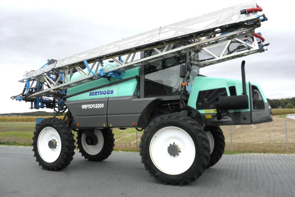 Berthoud Raptor 5200 2012 Rok, 36M, H-145cm, GPS, Nie Malowany, Stan Bardzo Dobry - Опрыскиватель: фото 3 Berthoud Raptor 5200 2012 Rok, 36M, H-145cm, GPS, Nie Malowany, Stan Bardzo Dobry - Опрыскиватель: фото 3