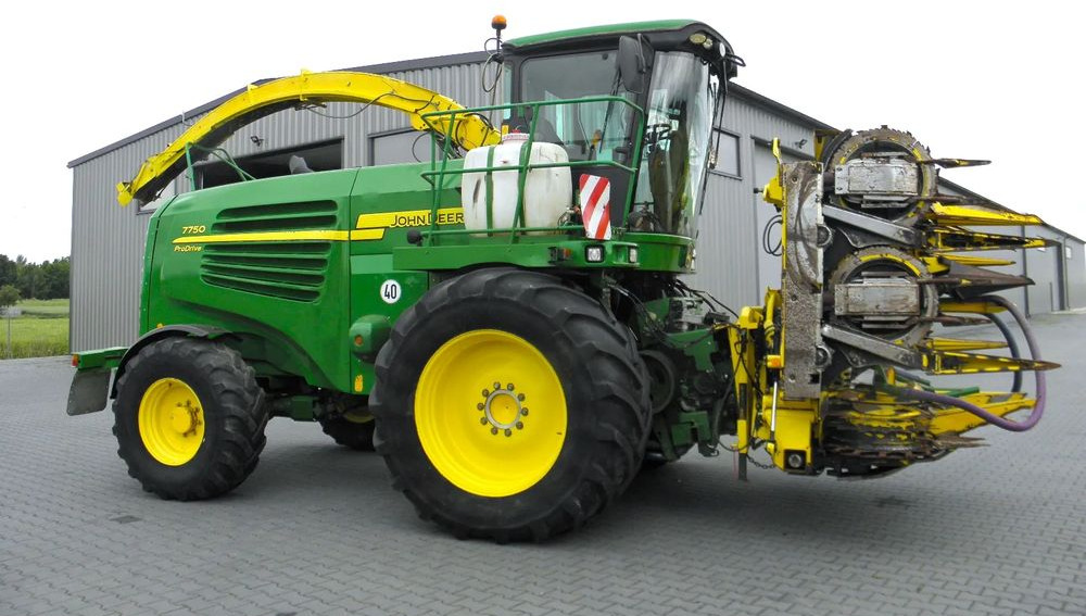 John Deere 7750 ProDrive 2008 Rok, +Kemper 375, +podbieracz do traw, Nie Malowany, Stan Bardzo Dobry - Кормоуборочный комбайн: фото 3 John Deere 7750 ProDrive 2008 Rok, +Kemper 375, +podbieracz do traw, Nie Malowany, Stan Bardzo Dobry - Кормоуборочный комбайн: фото 3