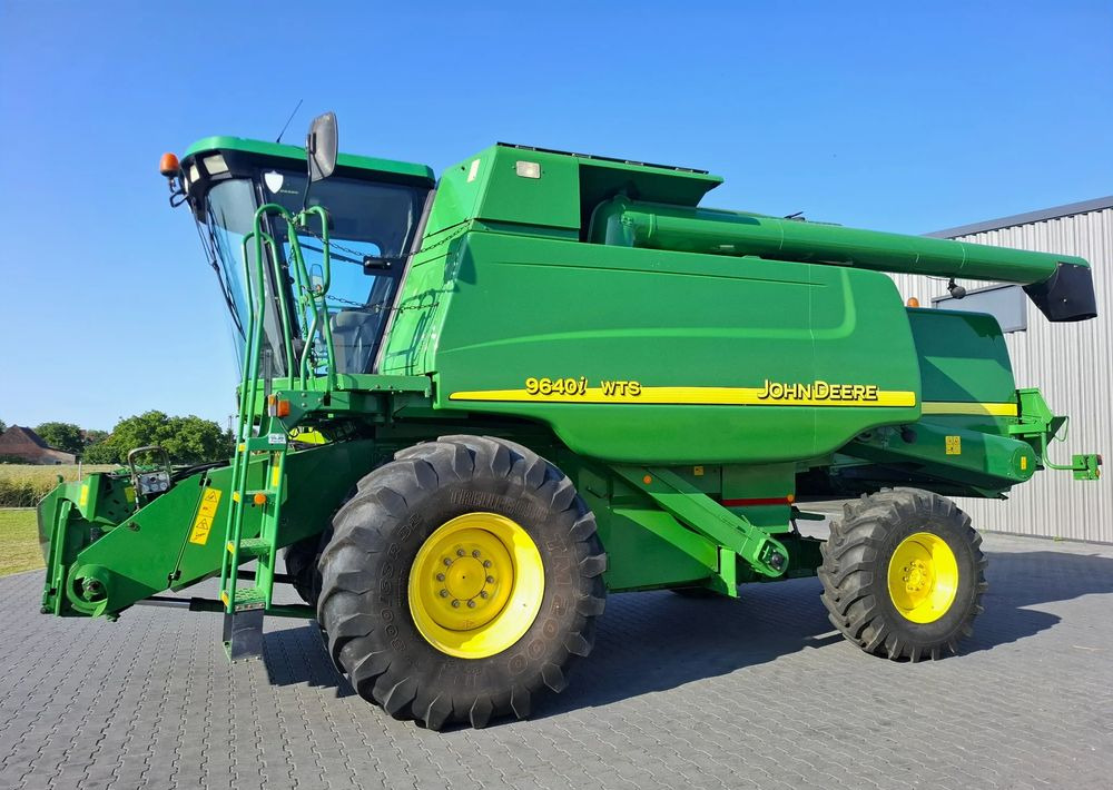 John Deere WTS 9640i 2005 Rok, heder 6,1m, Stol do rzepaku, Nie Malowany, Stan Bardzo Dobry - Зерноуборочный комбайн: фото 1 John Deere WTS 9640i 2005 Rok, heder 6,1m, Stol do rzepaku, Nie Malowany, Stan Bardzo Dobry - Зерноуборочный комбайн: фото 1