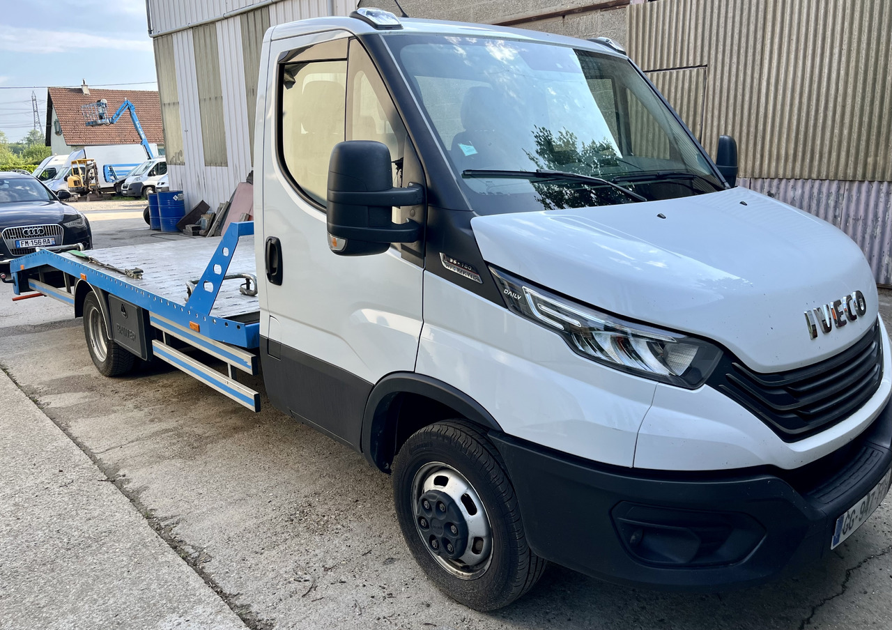 Iveco Daily 35-180 plateau dépannage dépanneuse porte voiture - Малотоннажный бортовой грузовик: фото 2 Iveco Daily 35-180 plateau dépannage dépanneuse porte voiture - Малотоннажный бортовой грузовик: фото 2