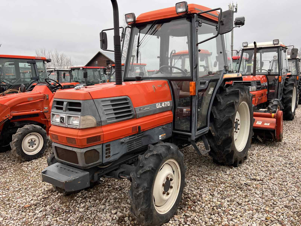 Kubota GL470 - Трактор: фото 1 Kubota GL470 - Трактор: фото 1