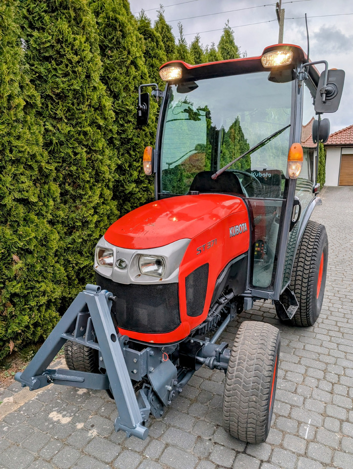 Kubota ST371 - Сельскохозяйственная техника: фото 2 Kubota ST371 - Сельскохозяйственная техника: фото 2