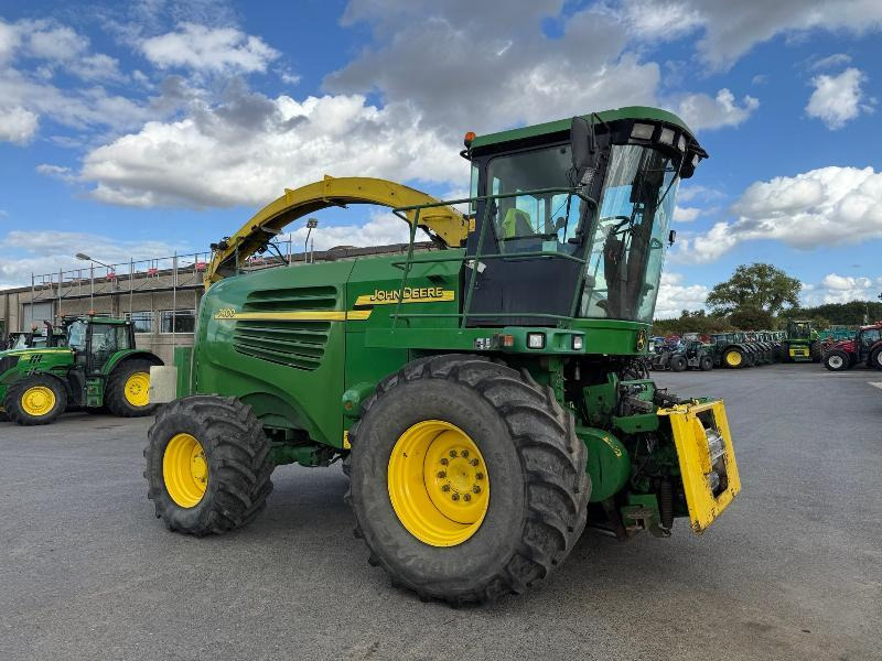 JOHN DEERE 7400 4RM - Кормоуборочный комбайн: фото 3 JOHN DEERE 7400 4RM - Кормоуборочный комбайн: фото 3
