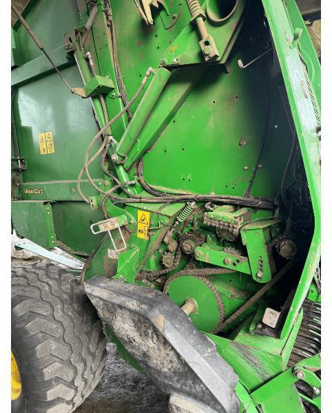Пресс-подборщик рулонный JOHN DEERE 864 MAXICUT: фото 7