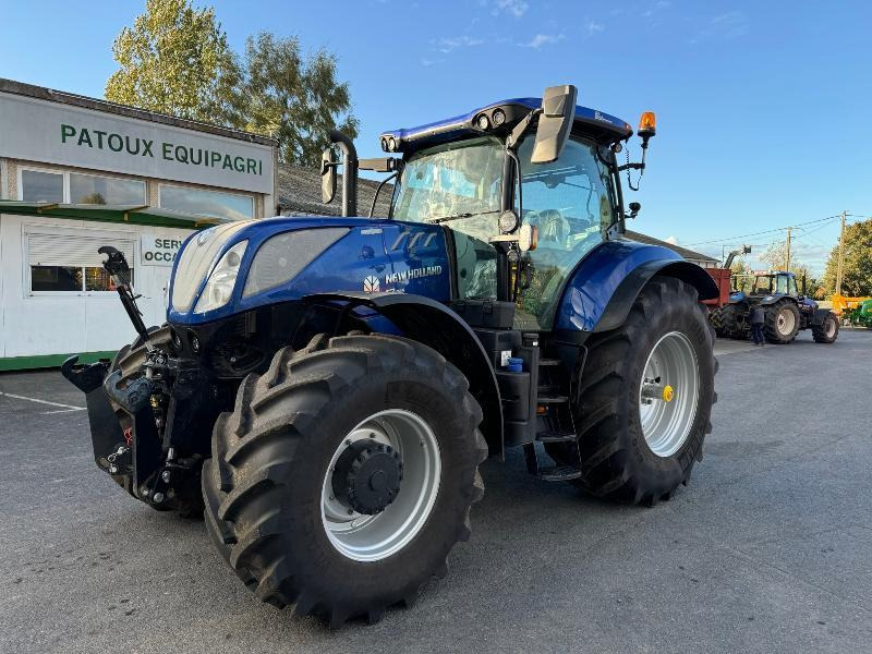 NEW-HOLLAND T7.245 AC - Трактор: фото 1 NEW-HOLLAND T7.245 AC - Трактор: фото 1