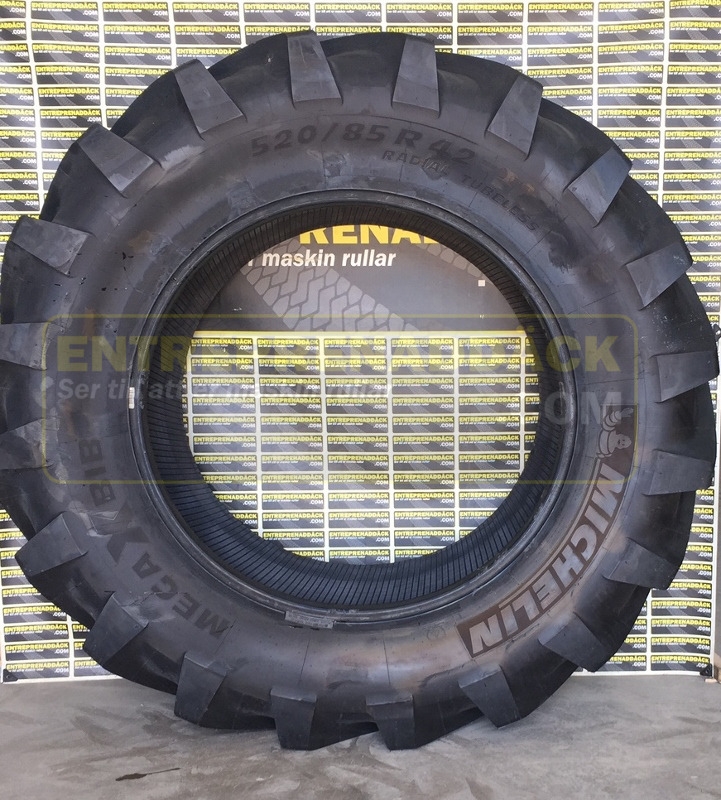 520/85R42 TL 157A8 Michelin MegaXbib for tractor and harvesters. - Шина для Комбайнов: фото 3 520/85R42 TL 157A8 Michelin MegaXbib for tractor and harvesters. - Шина для Комбайнов: фото 3