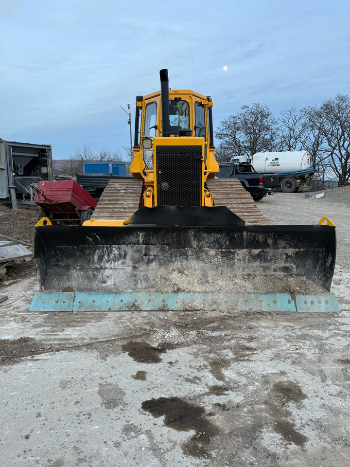 CATERPILLAR D4H BULLDOZER - Бульдозер: фото 2 CATERPILLAR D4H BULLDOZER - Бульдозер: фото 2