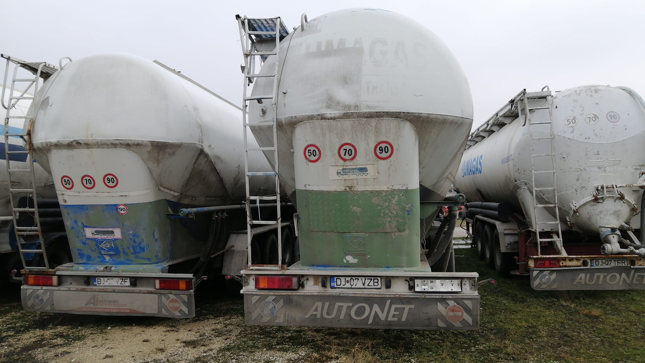 FELDBINDER Tank/Silo 57,000 l 4 Compartments for Powders/Feed/Water//Liquid Fertilizer/etc. - Полуприцеп цистерна для сыпучих грузов: фото 3 FELDBINDER Tank/Silo 57,000 l 4 Compartments for Powders/Feed/Water//Liquid Fertilizer/etc. - Полуприцеп цистерна для сыпучих грузов: фото 3