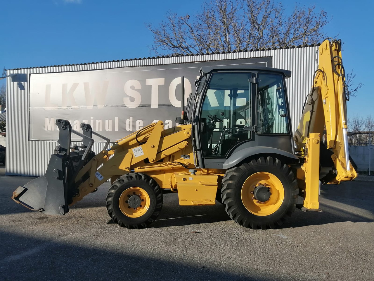 Экскаватор-погрузчик LiuGong CLG777A Backhoe Loader 4×4(copy): фото 7