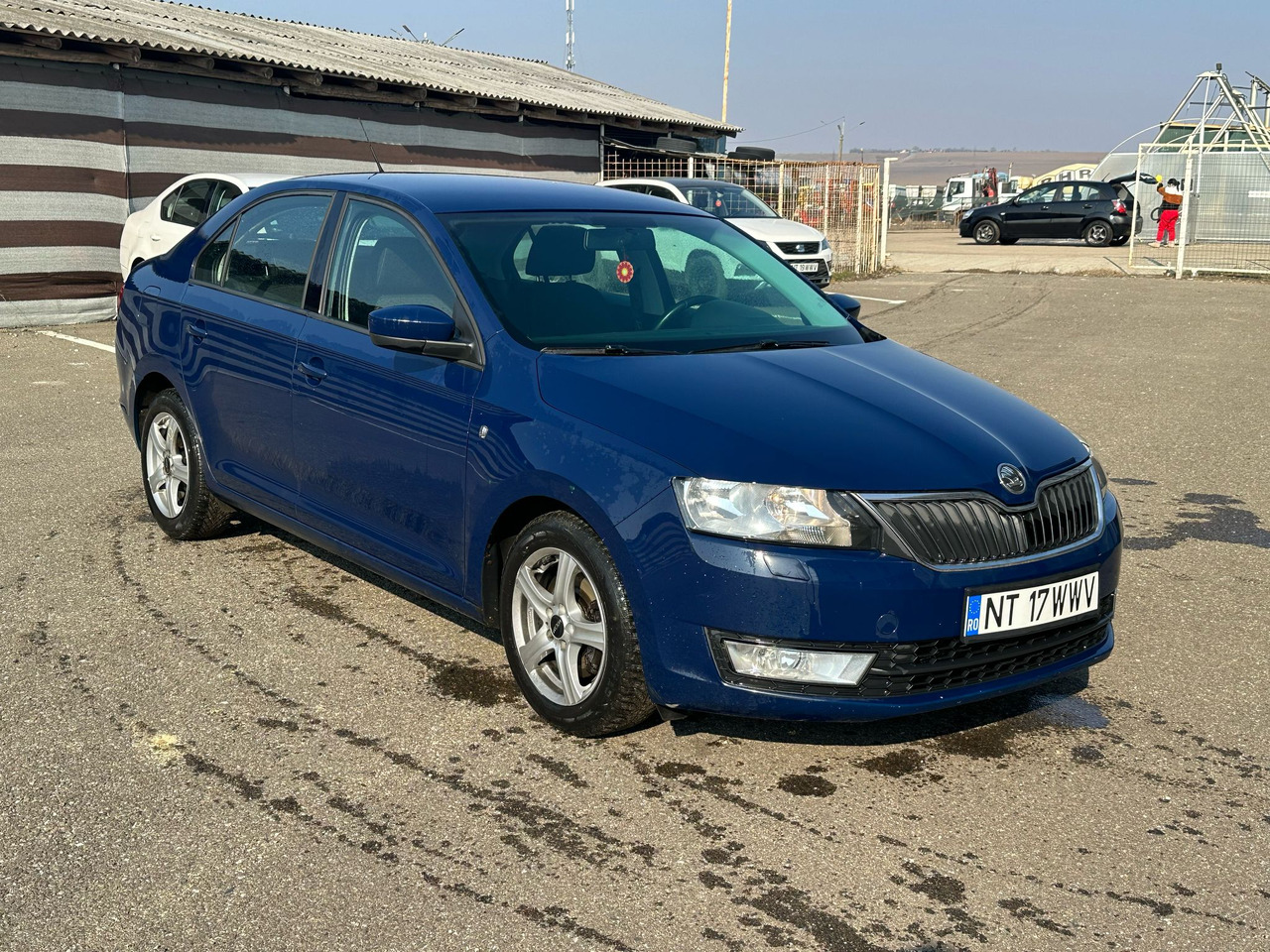 SKODA RAPID - Легковой автомобиль: фото 3 SKODA RAPID - Легковой автомобиль: фото 3