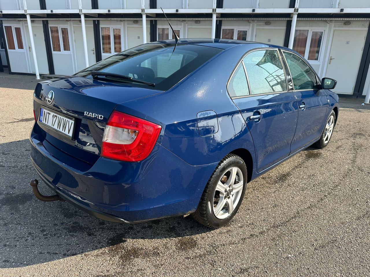 Седан SKODA RAPID: фото 6